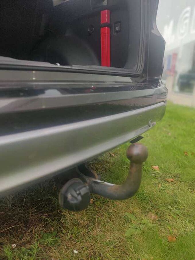 Honda CR-V CR-V 2.0i-VTEC 4WD AUTO. Elegance +TREKHAAK+LEDER